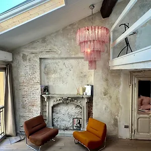 Charming And Design Attic Loft In Coolest Area Navigli Ticinese Milano